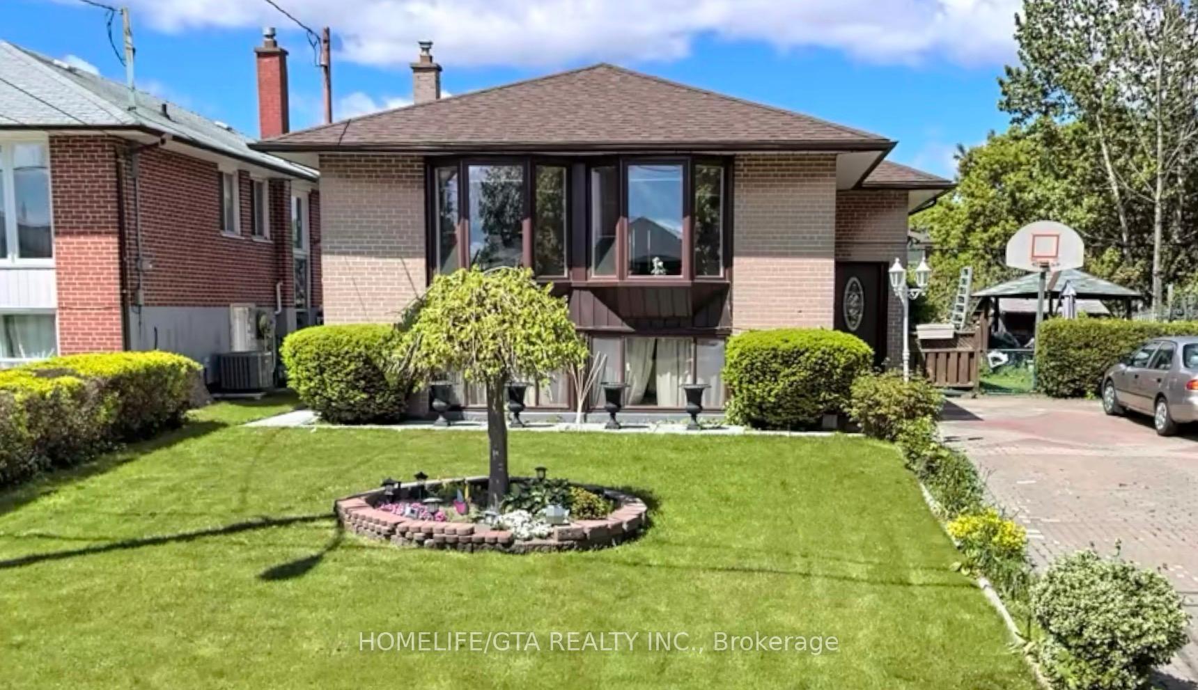 56 Samba Drive, Toronto, ON M9M 2N1