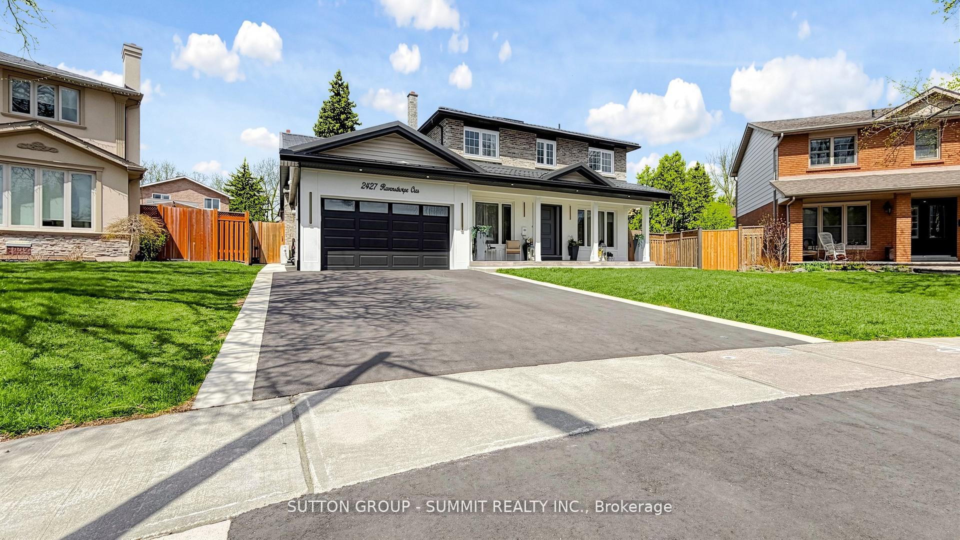 2427 Ravensthorpe Crescent, Mississauga, ON L5C 2Y4