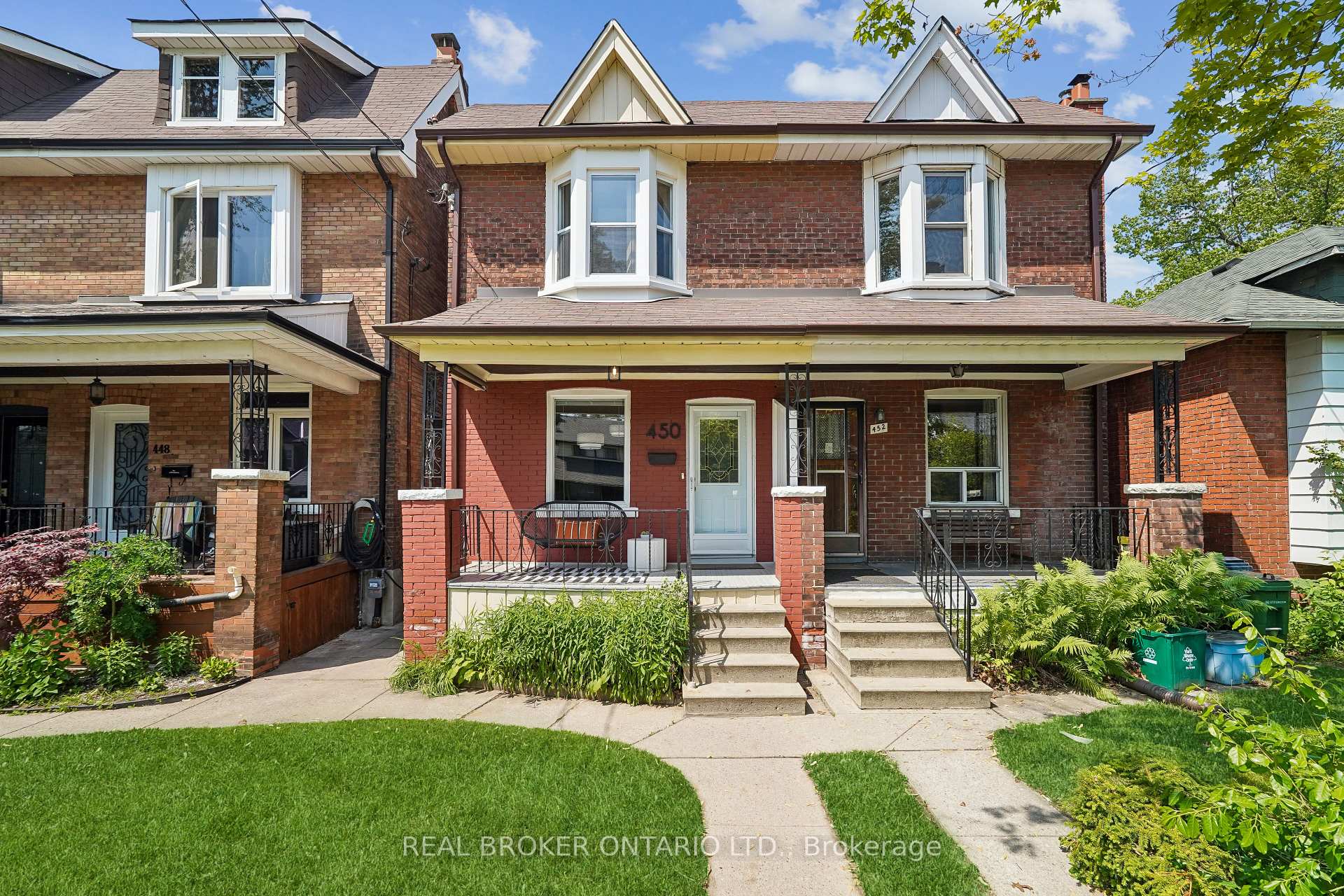 450 Armadale Avenue, Toronto W02, ON M6S 3X9