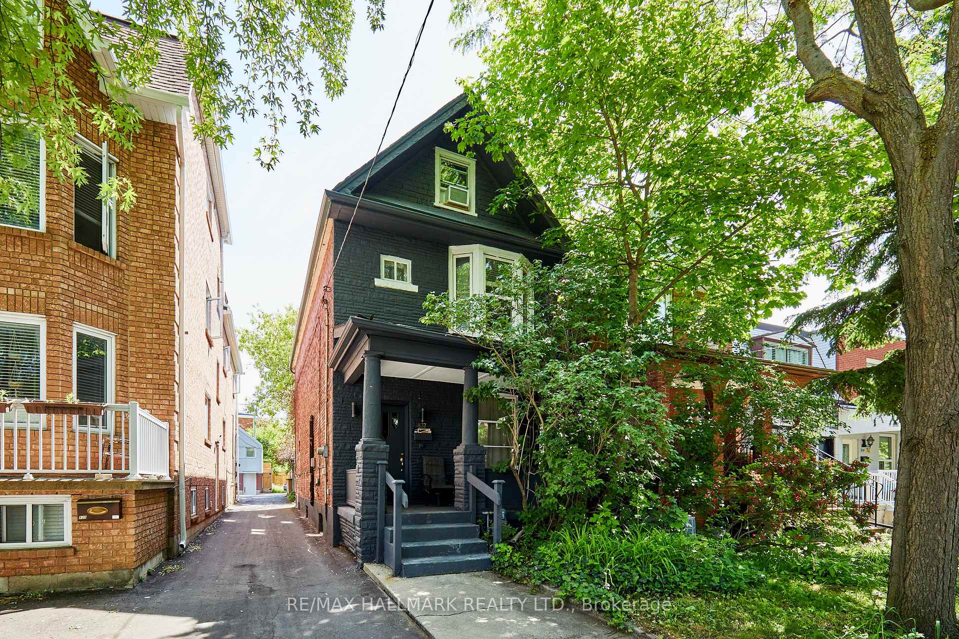 837 Gladstone Avenue, Toronto, ON M6H 3J7