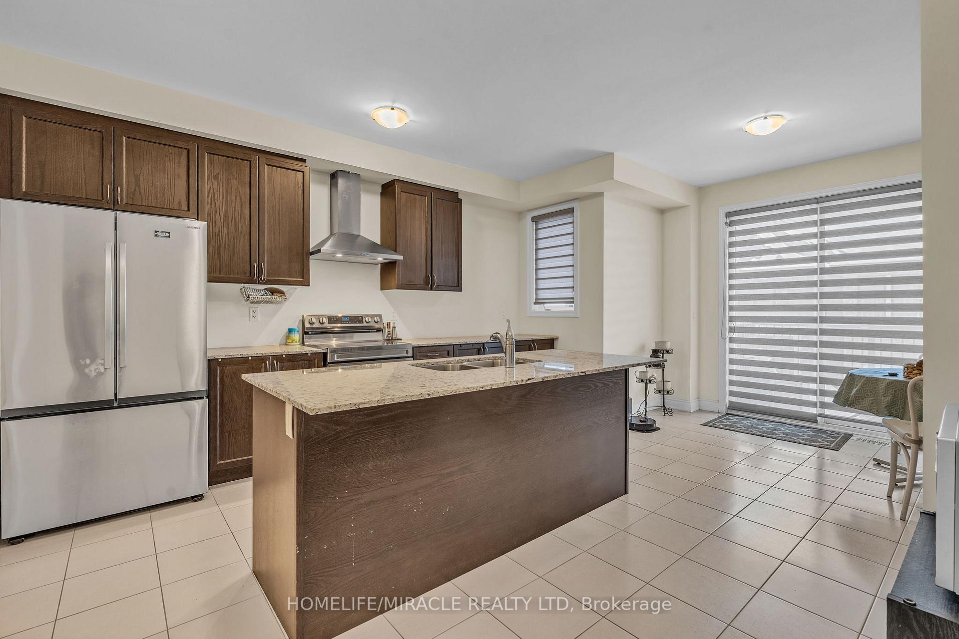 3373 Sixth Line, Oakville, ON L6H 0Y7