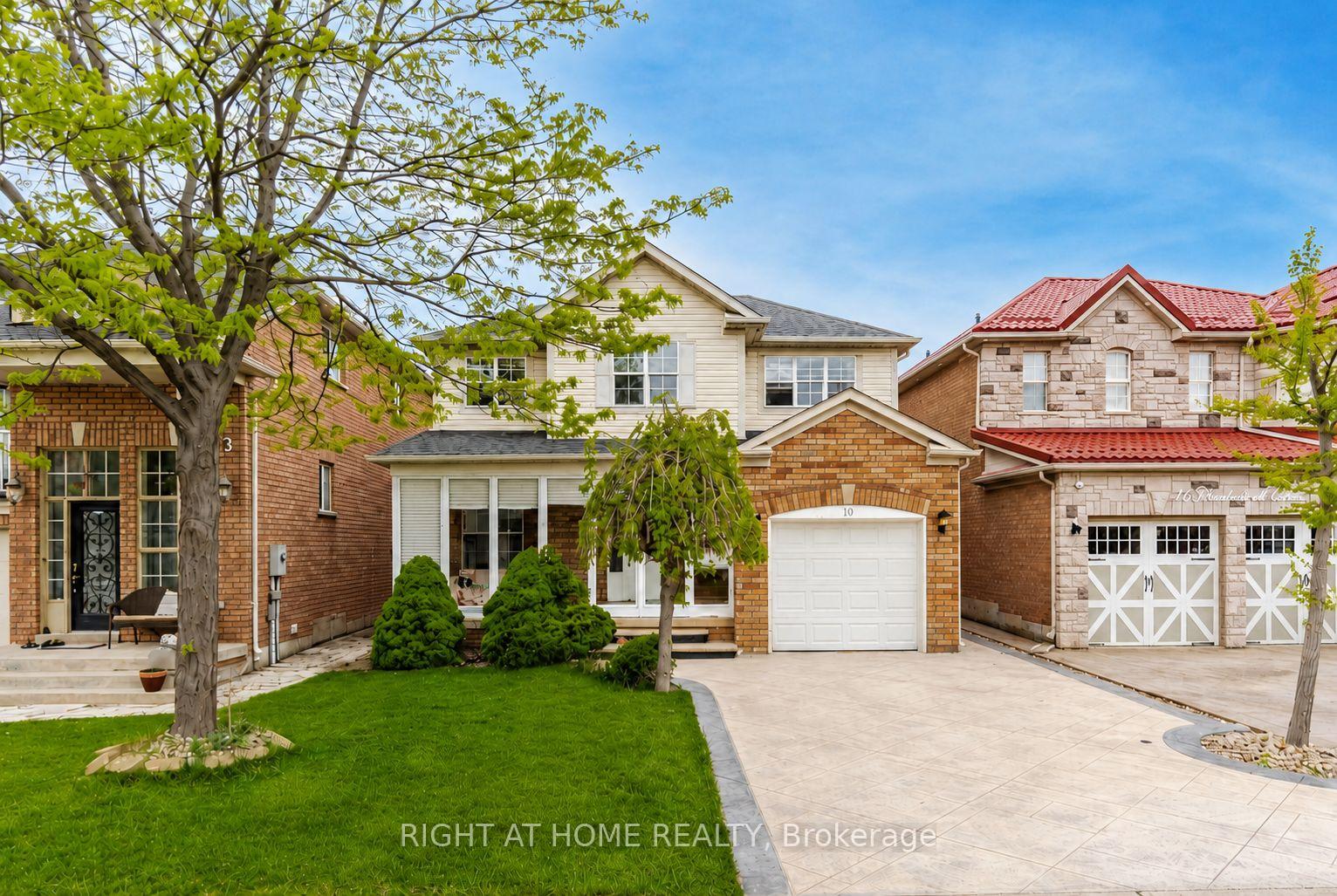10 Charleswood Circle, Brampton, ON L7A 1Z1