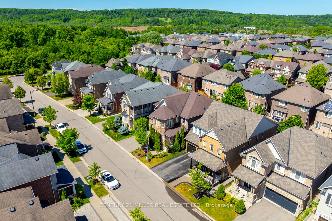 468 Coombs Court, Milton, ON L9T 7N5