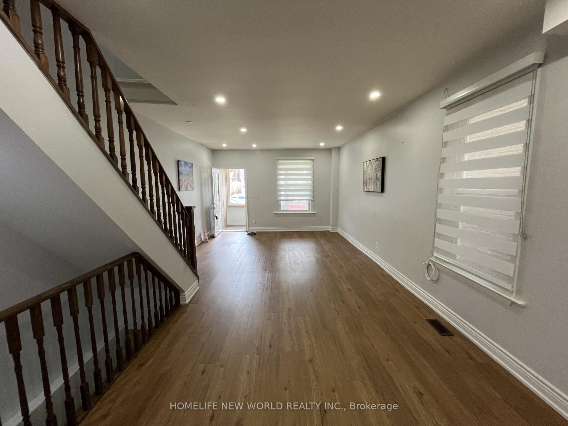 19 Britannia Avenue, Toronto W02, ON M6N 3T6