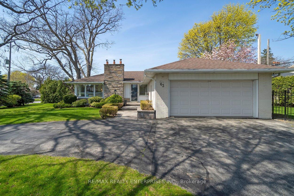 63 Orkney Crescent, Toronto W08, ON M9A 2T6