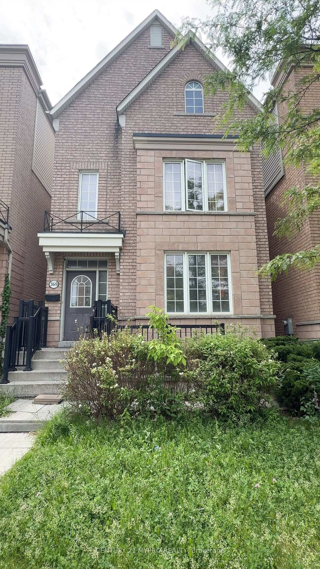 369 Assiniboine Road, Toronto, ON M3J 0A6