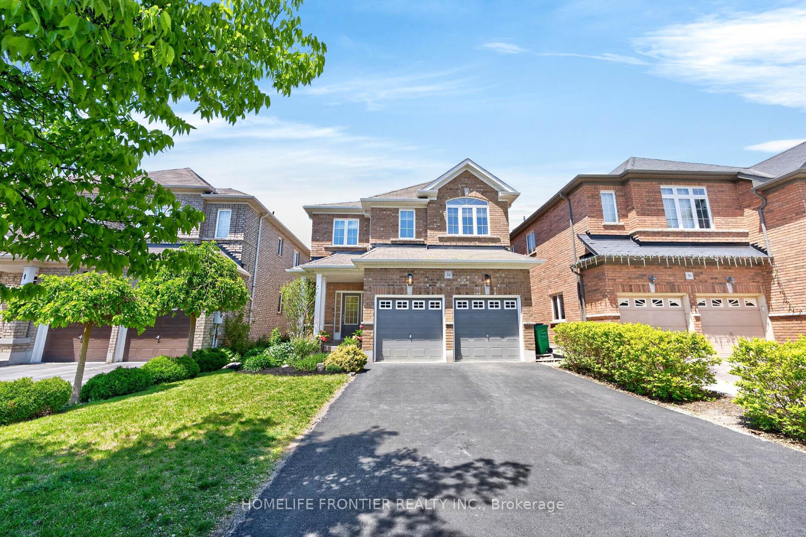 38 Templeton Court, Brampton, ON L6P 3B2