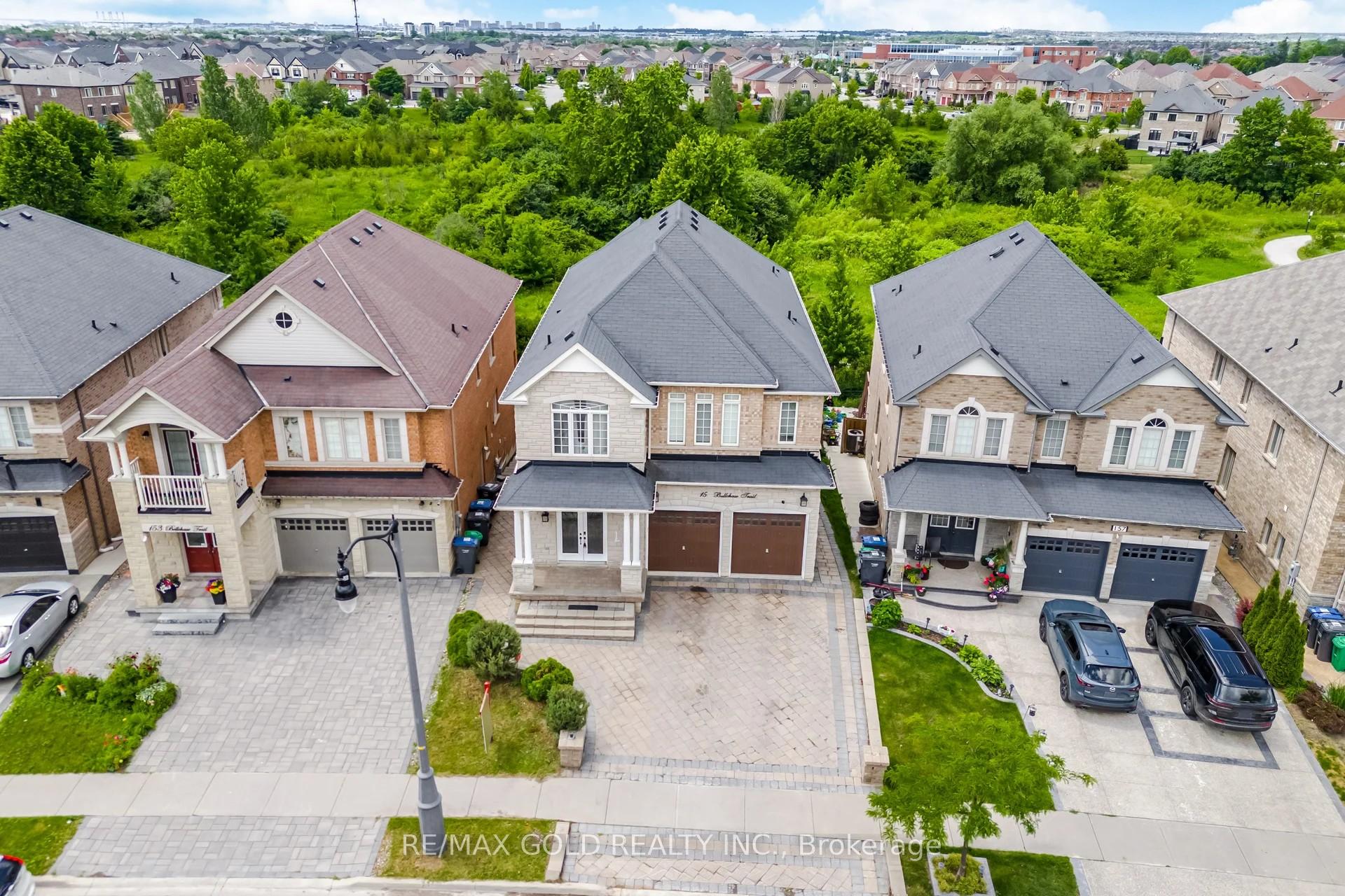 155 Bellchase Trail, Brampton, ON L6P 3N2