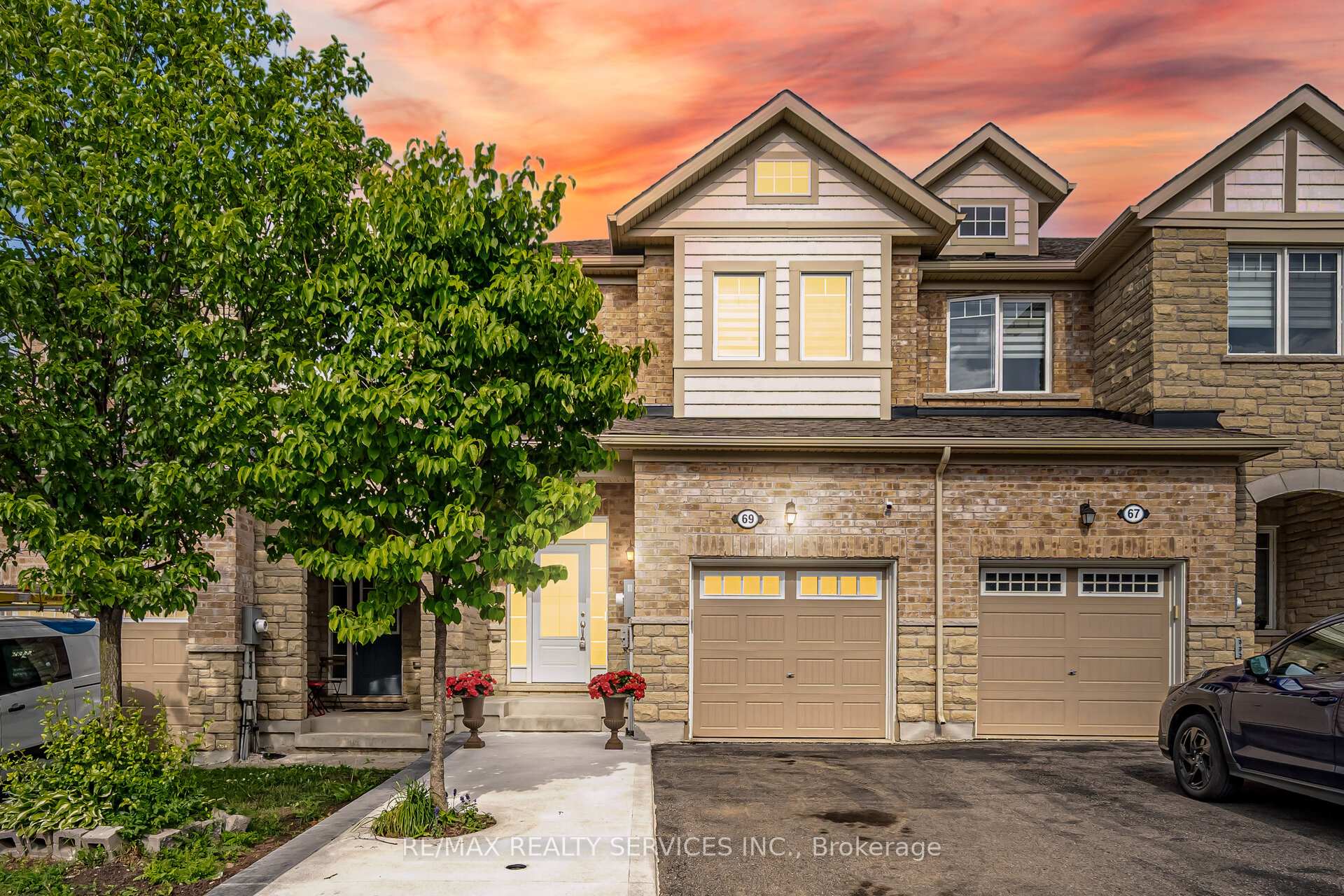 69 Maple Cider Street, Caledon, ON L7C 4B8