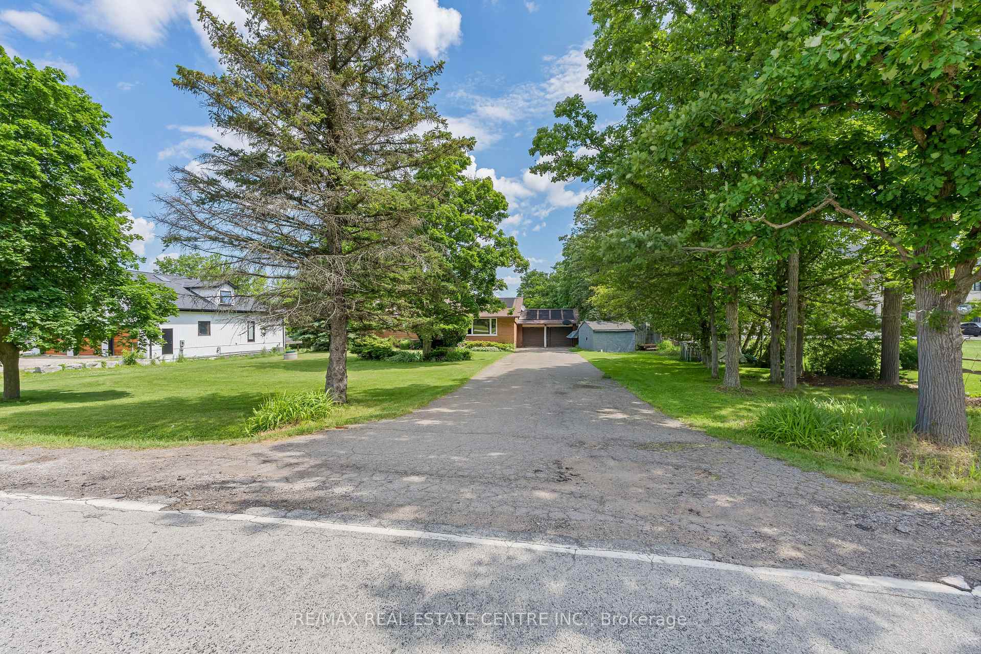 9409 Eighth Line, Halton Hills, ON L7G 4S5