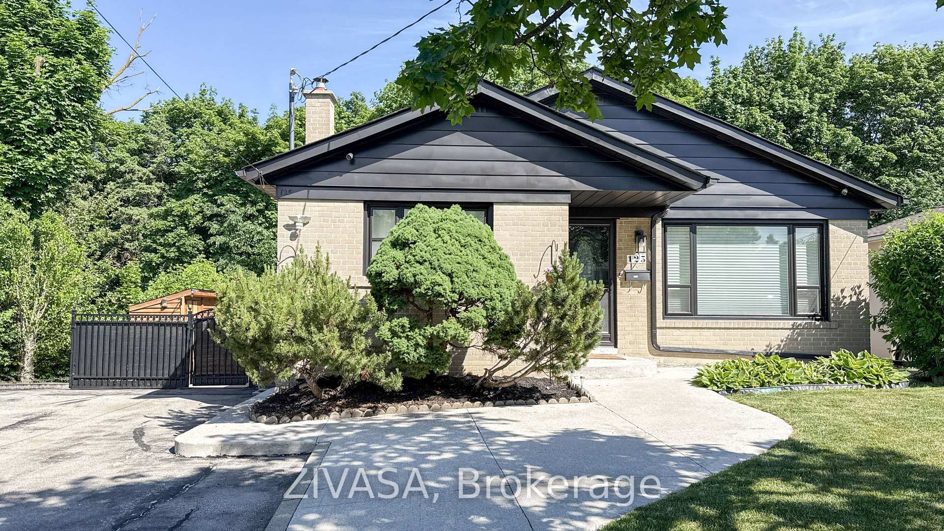 125 Jeffcoat Drive, Toronto, ON M9W 3B9