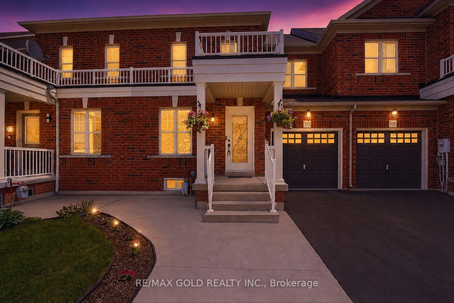 222 Fairwood Circle, Brampton, ON L6R 0X6