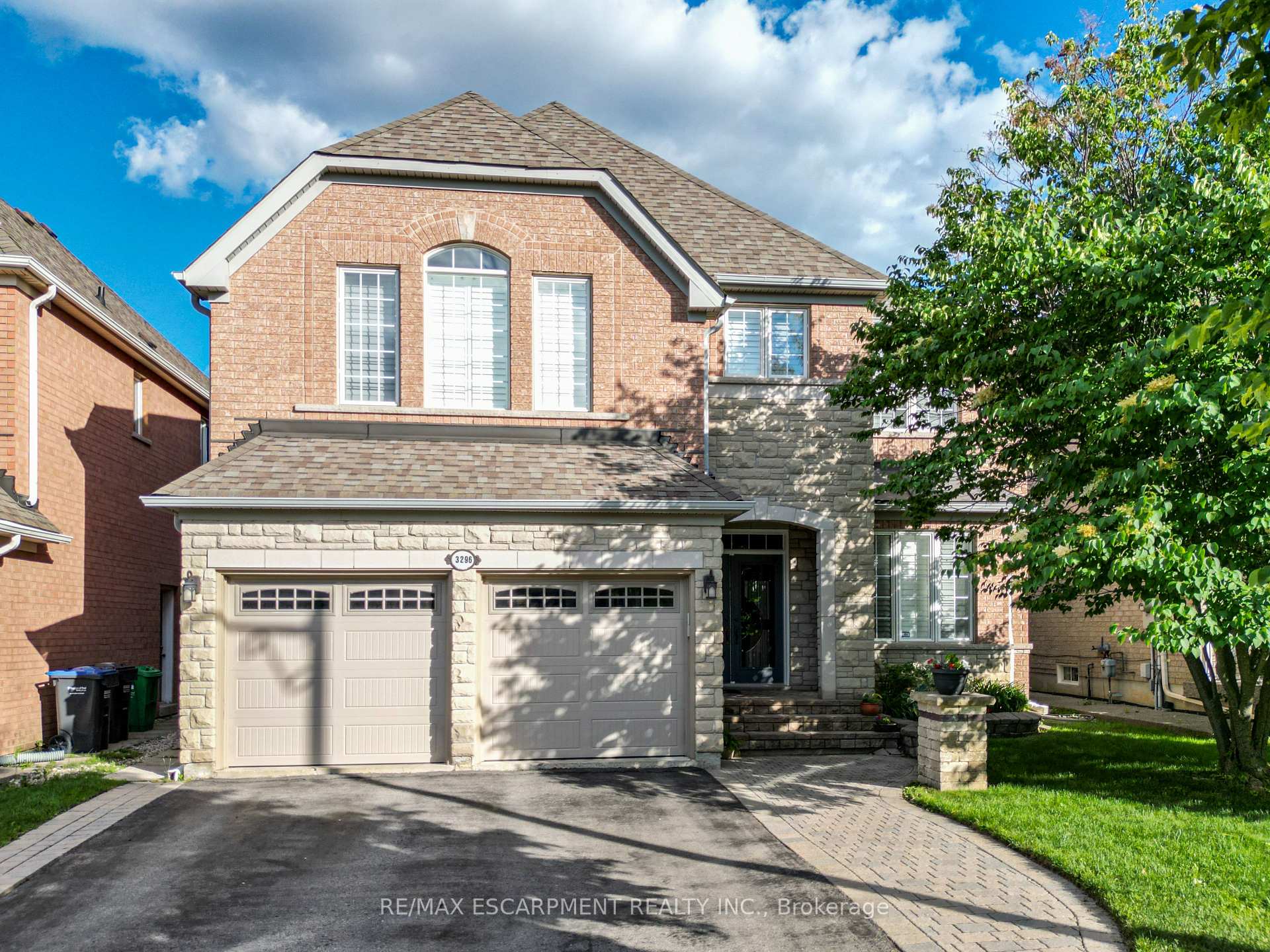 3296 Topeka Drive, Mississauga, ON L5M 7V1