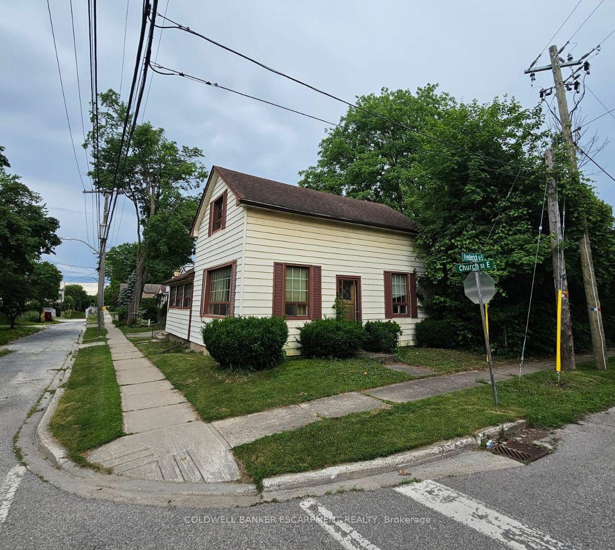 99 Church Street E, Halton Hills, ON L7J 1K9