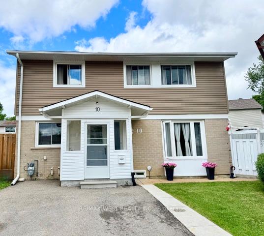 10 Hardcastle Court, Brampton, ON L6S 2B3