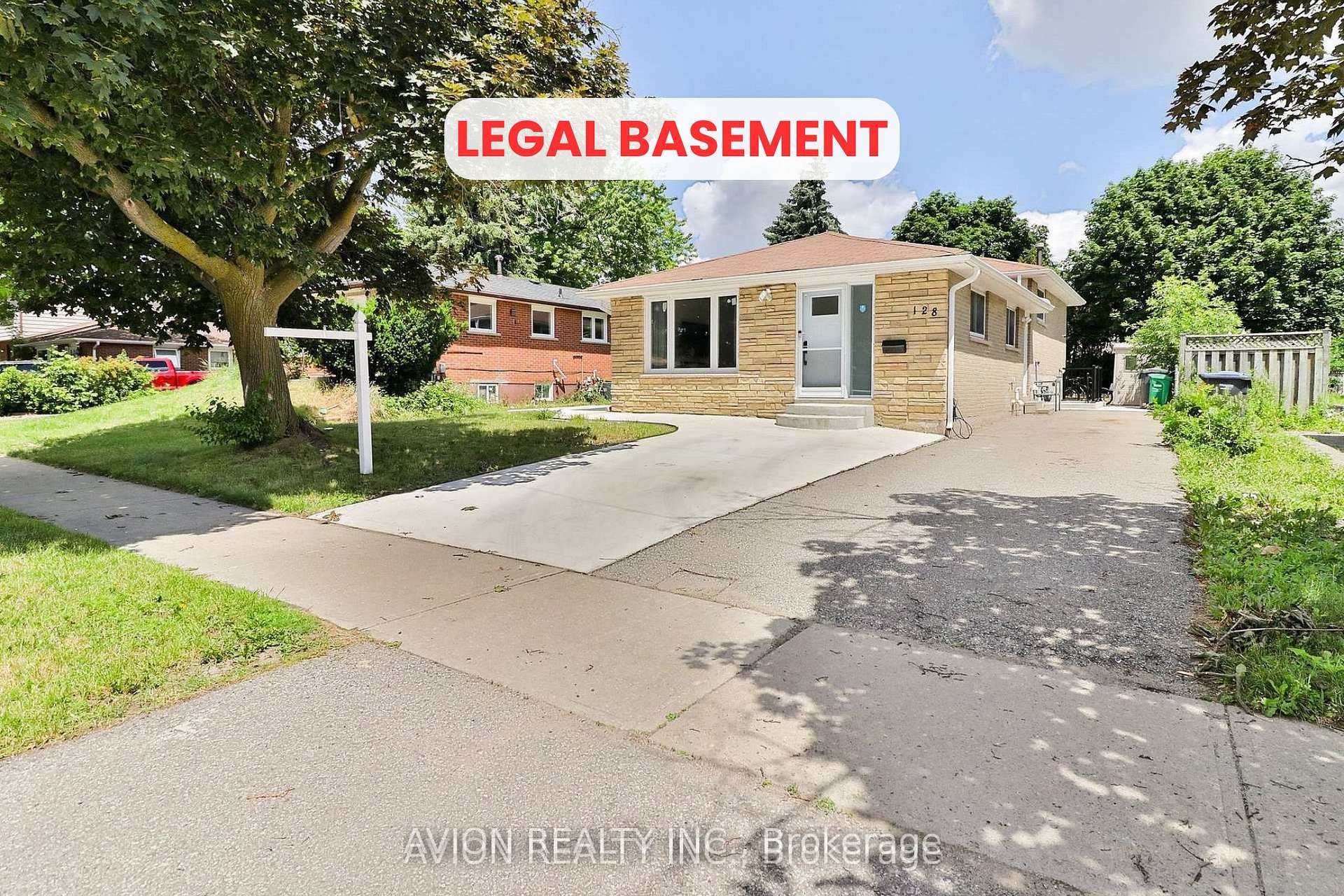 128 Rutherford Road N, Brampton, ON L6V 2J5