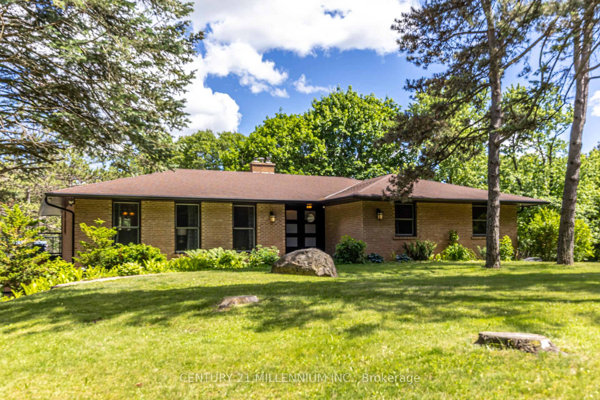 44 Gibson Lake Drive, Caledon, ON L7E 4B2