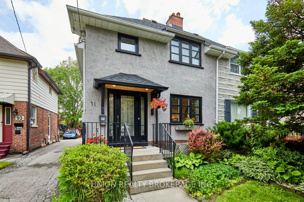 91 Eighth Street, Toronto, ON M8V 3C5