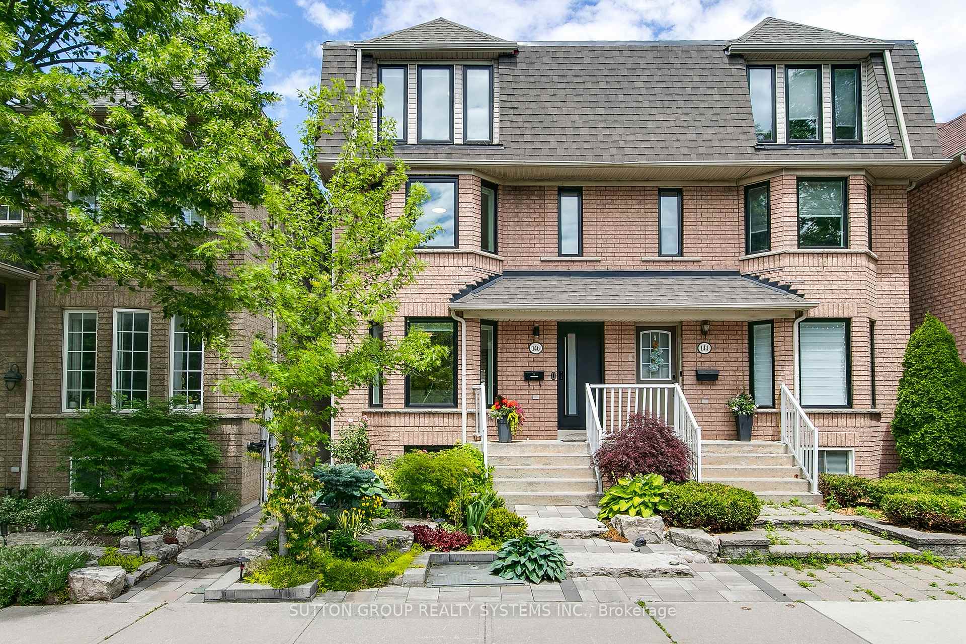 146 Tarragona Boulevard, Toronto, ON M6N 5C5