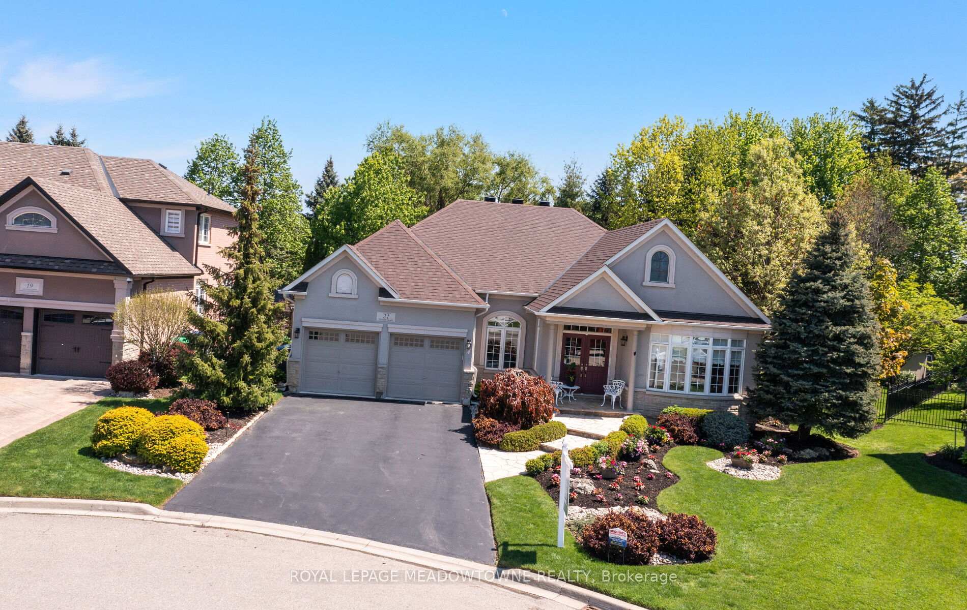 21 Tristan Court, Brampton, ON L6Y 5S2
