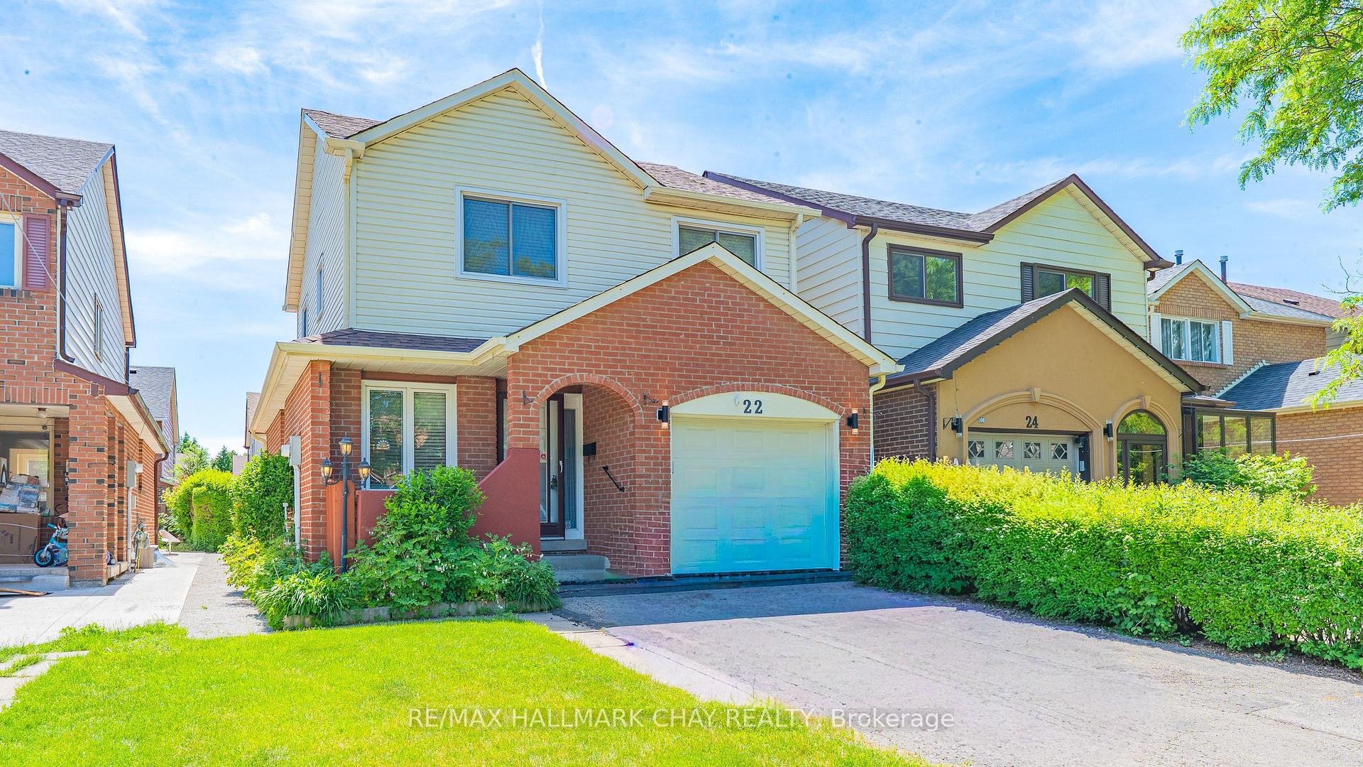 22 Rowe Court, Brampton, ON L6X 2S2