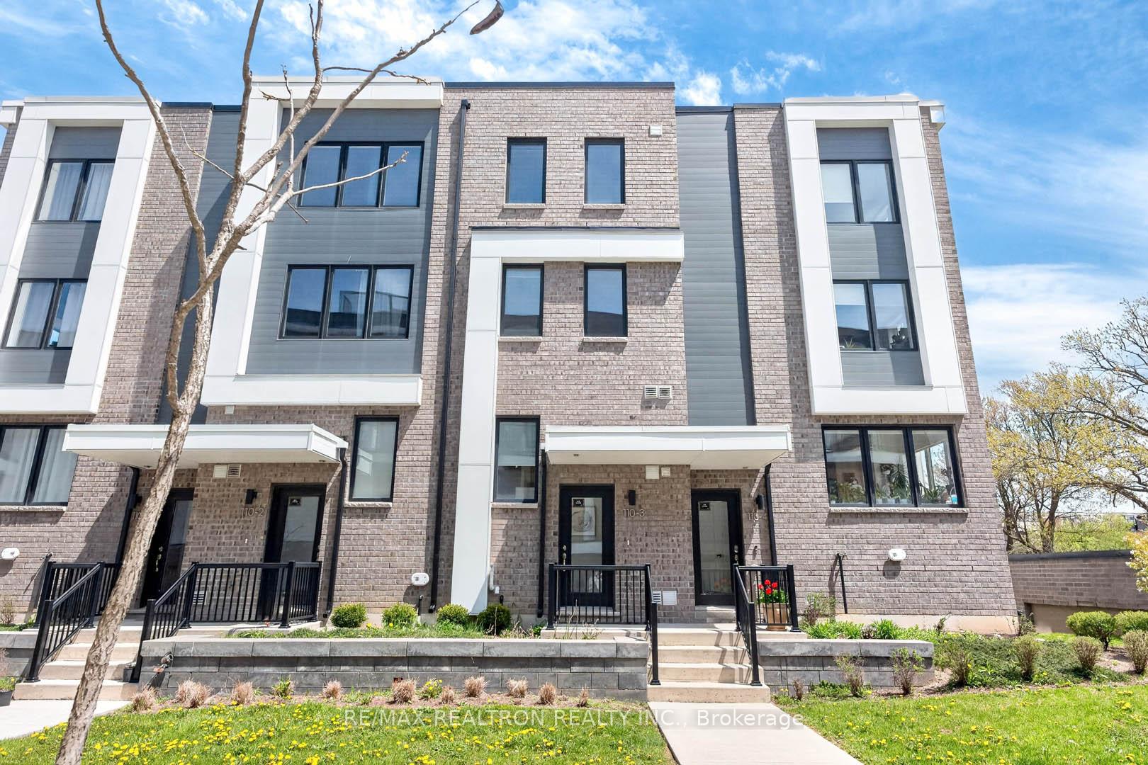 110 Stanley Greene Boulevard 3, Toronto, ON M3K 0C8