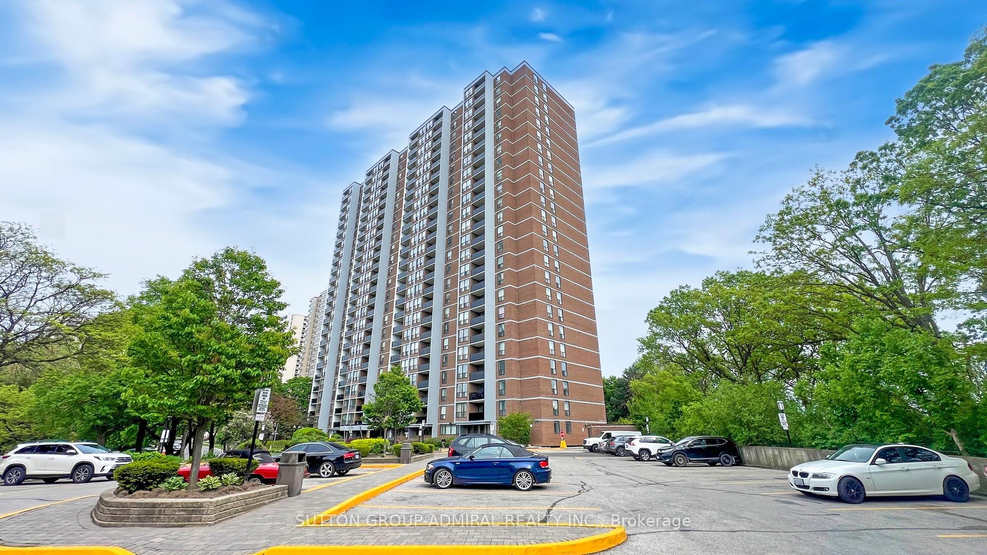 85 Emmett Avenue 2402, Toronto, ON M6M 5A2