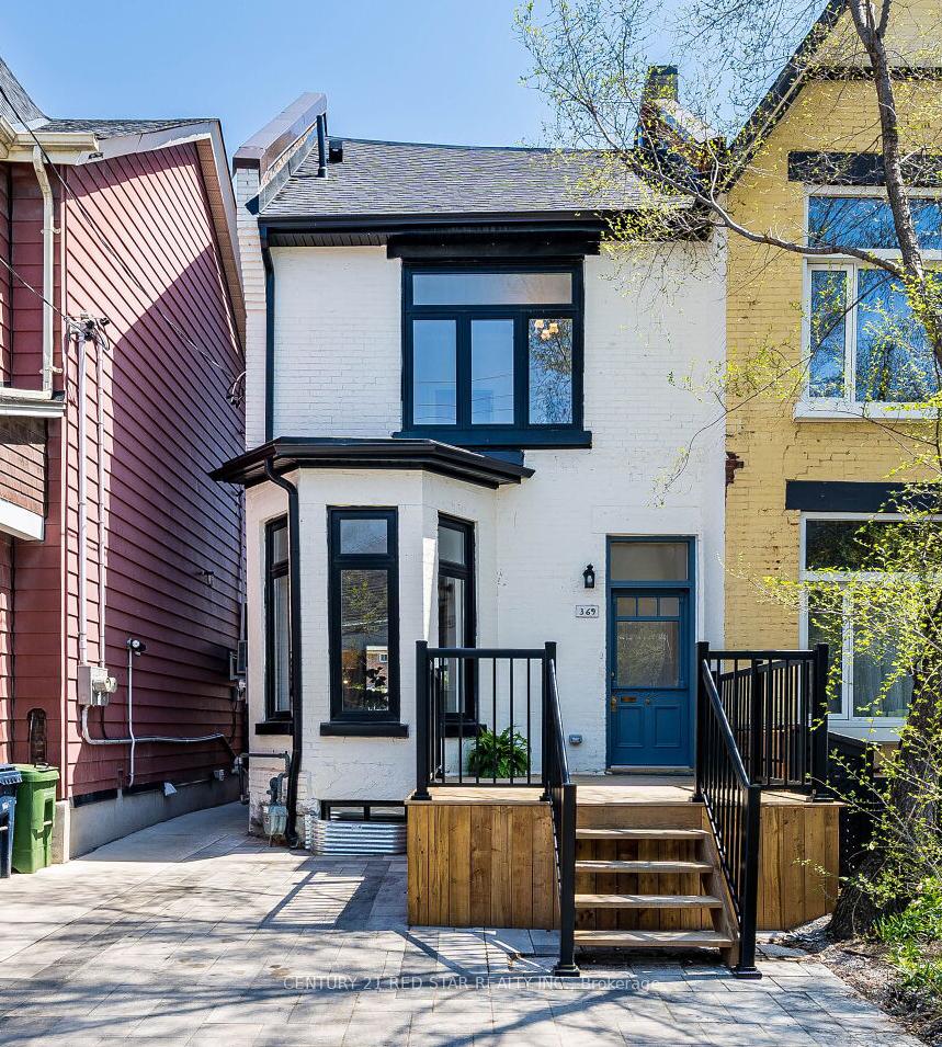 369 Pacific Avenue, Toronto, ON M6P 2R2