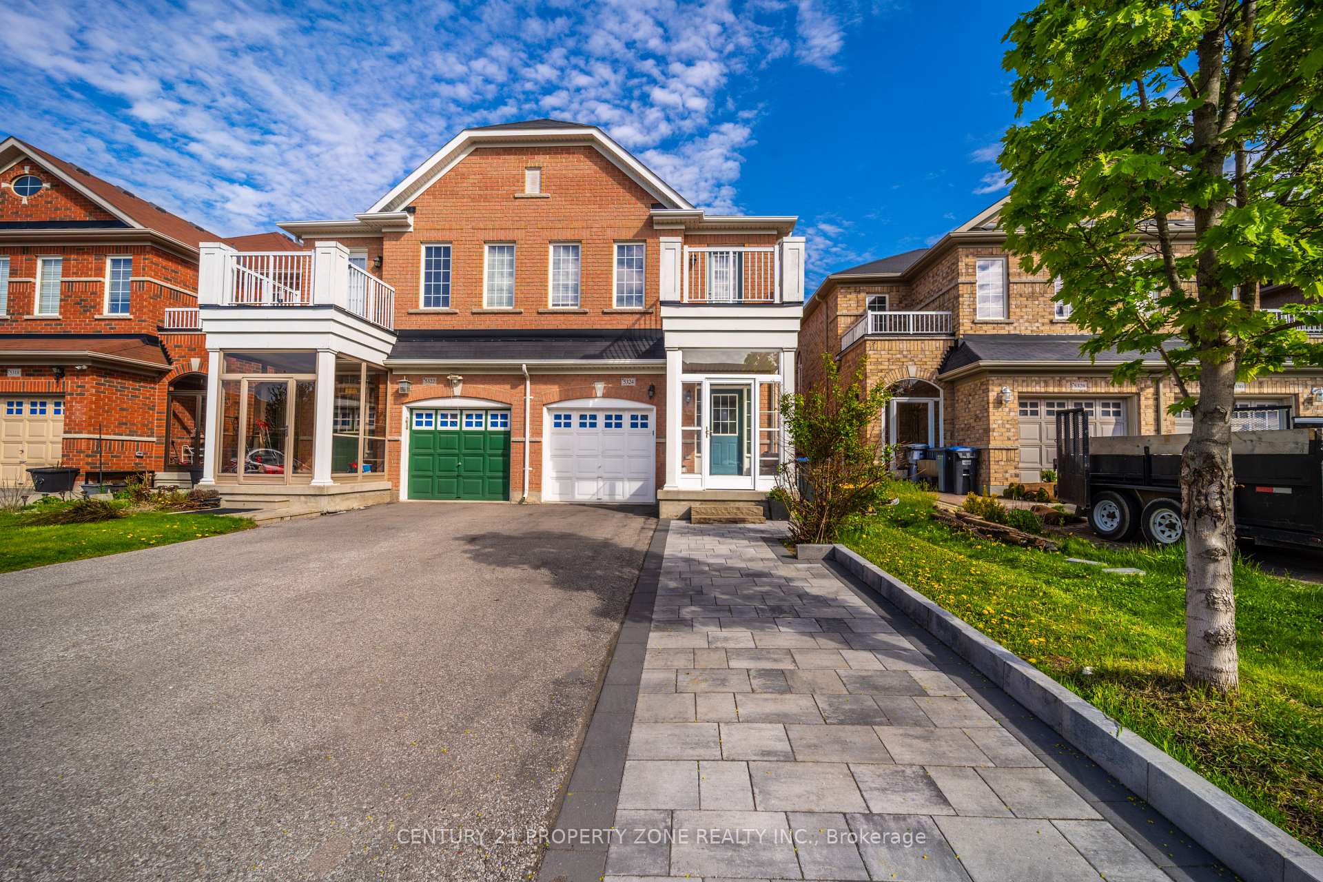 5324 Bellaggio Crescent, Mississauga, ON L5V 0C9