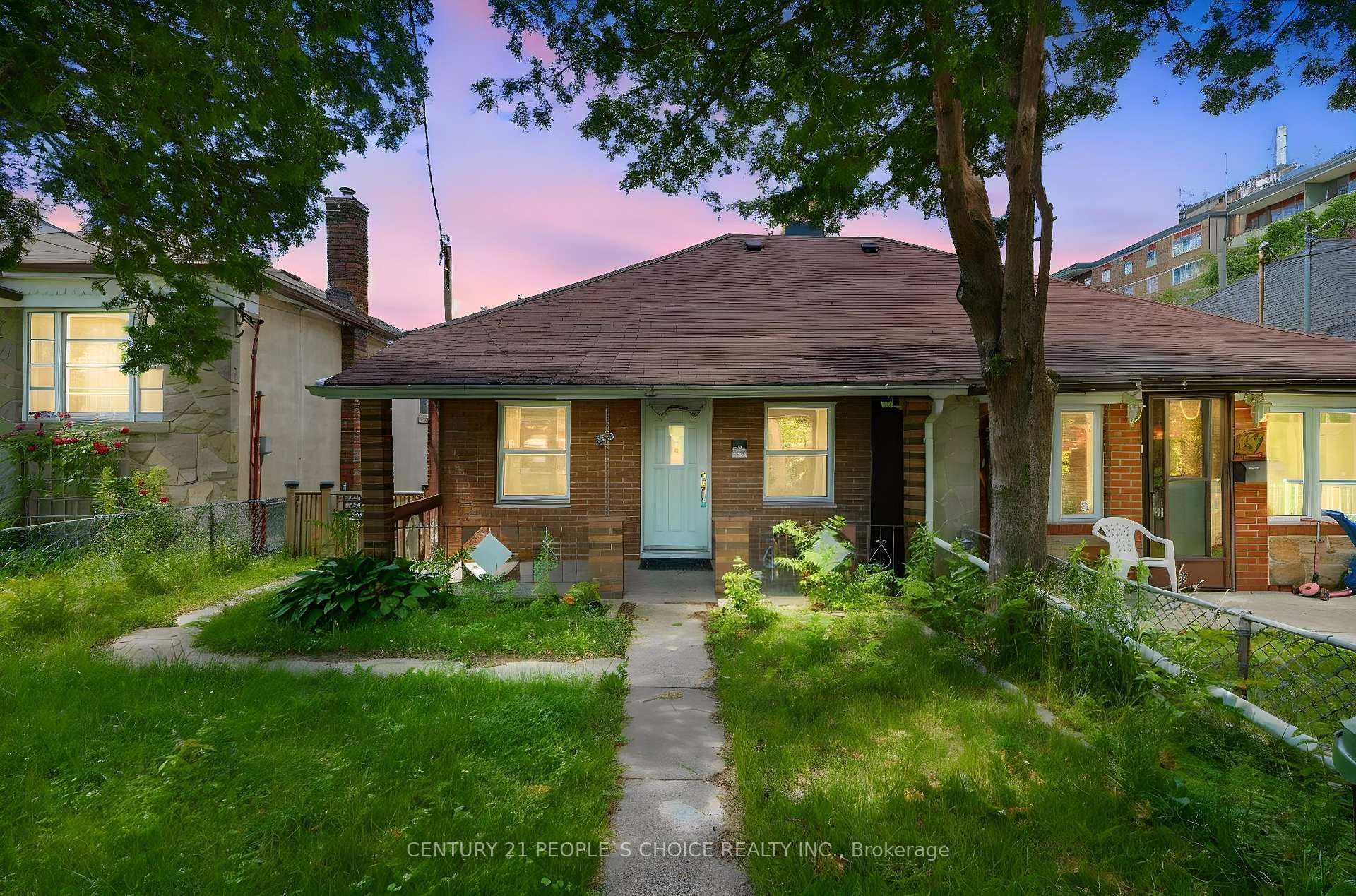 150 Spears Street, Toronto, ON M6N 3X7