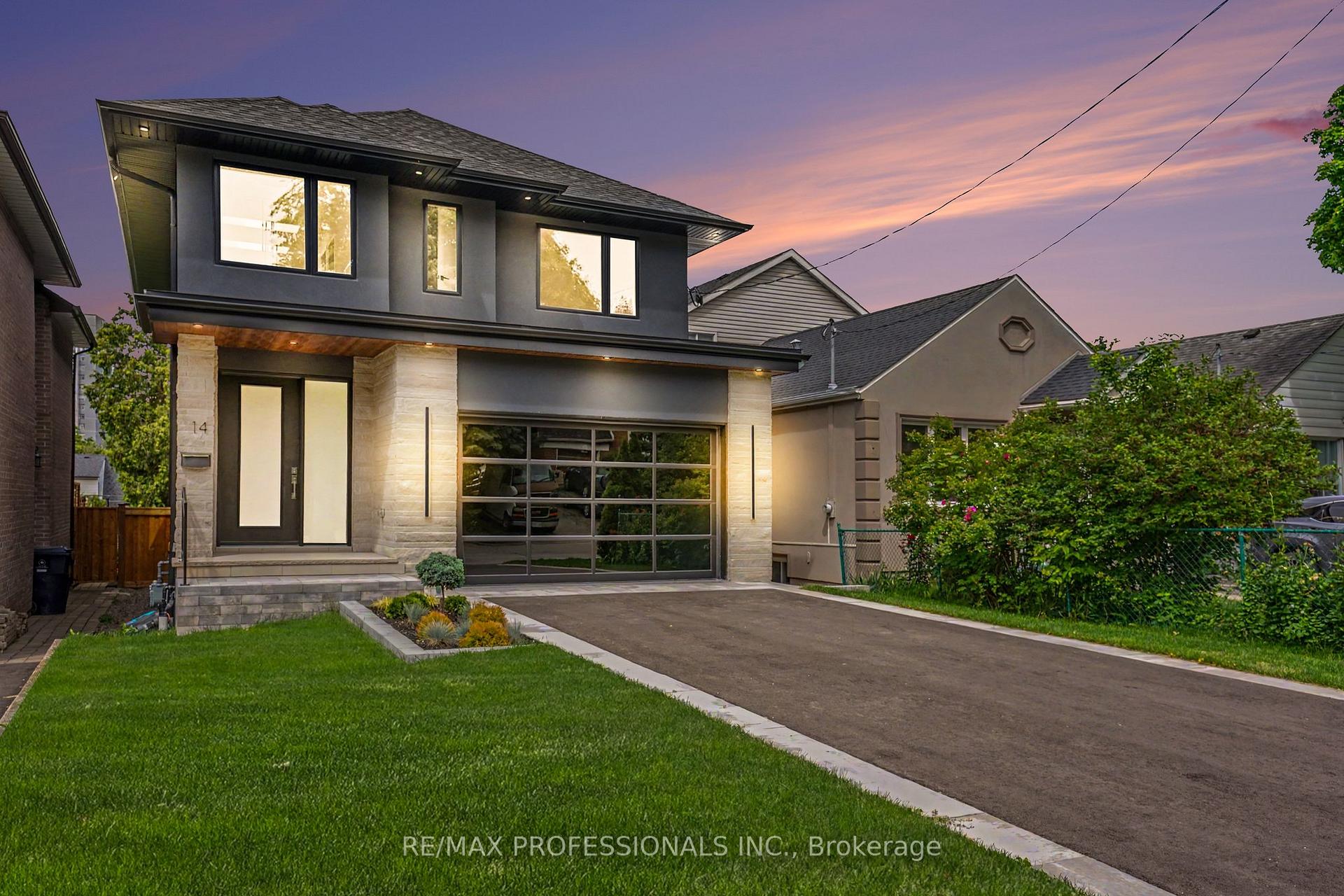 14 Kentroyal Drive, Toronto, ON M9P 2M8