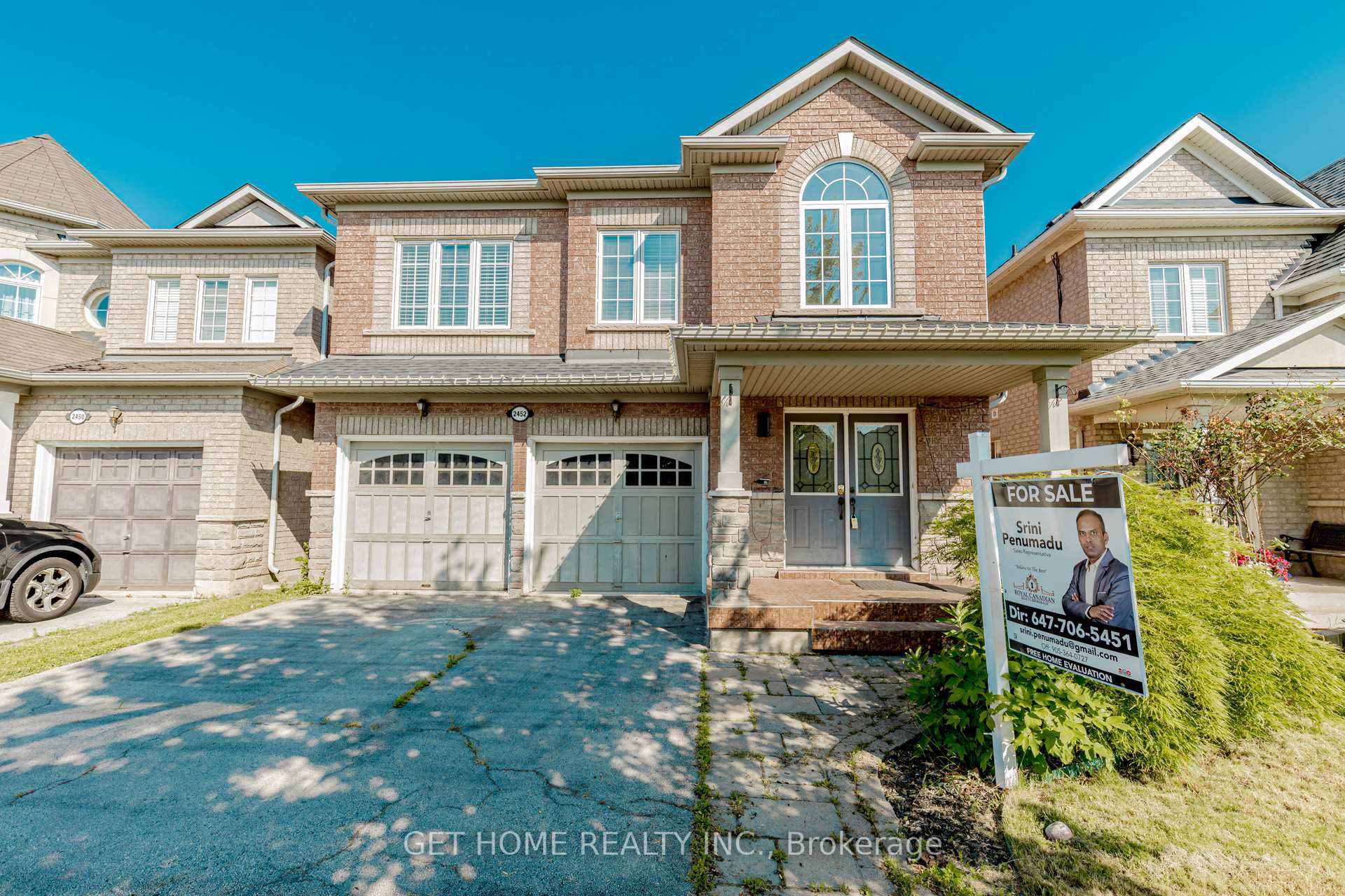 2452 Pathfinder Drive, Burlington, ON L7L 6X9