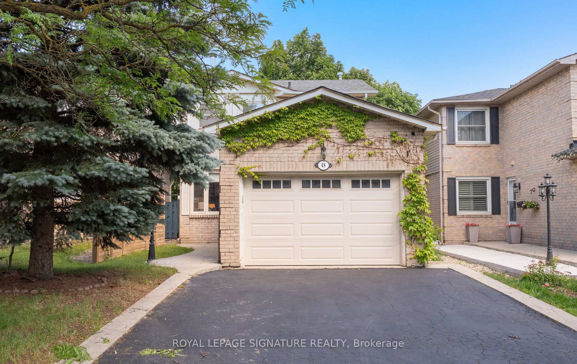 48 Steven Court, Brampton, ON L6Z 3A6