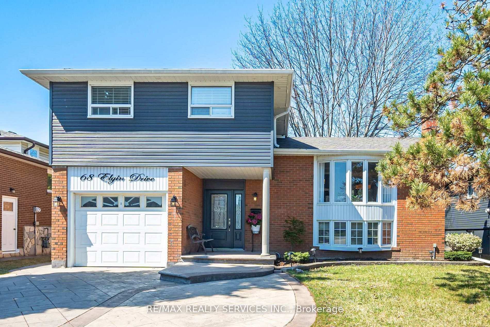 68 Elgin Drive, Brampton, ON L6Y 1A8
