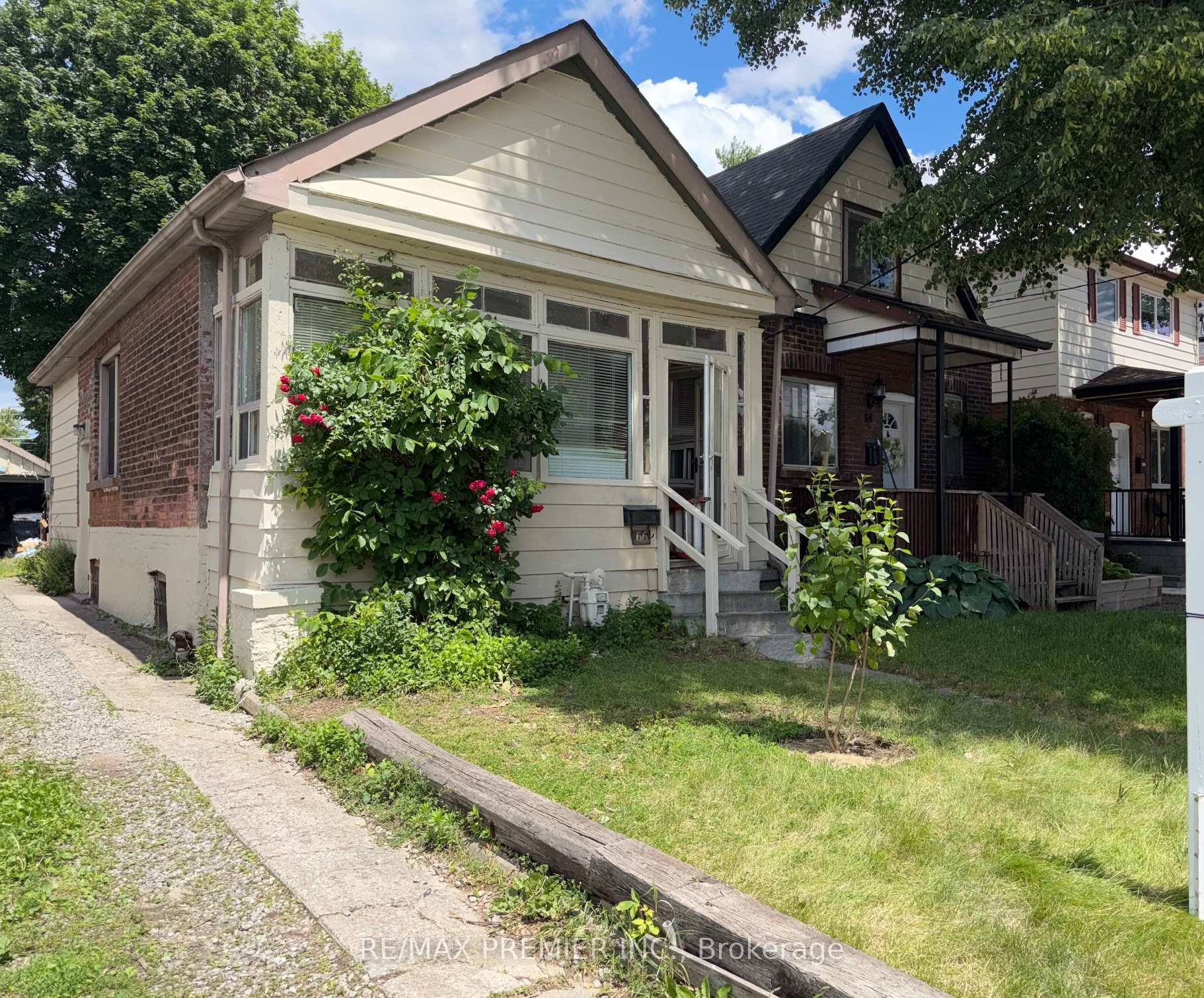 66 Lambton Avenue, Toronto, ON M6N 2S1