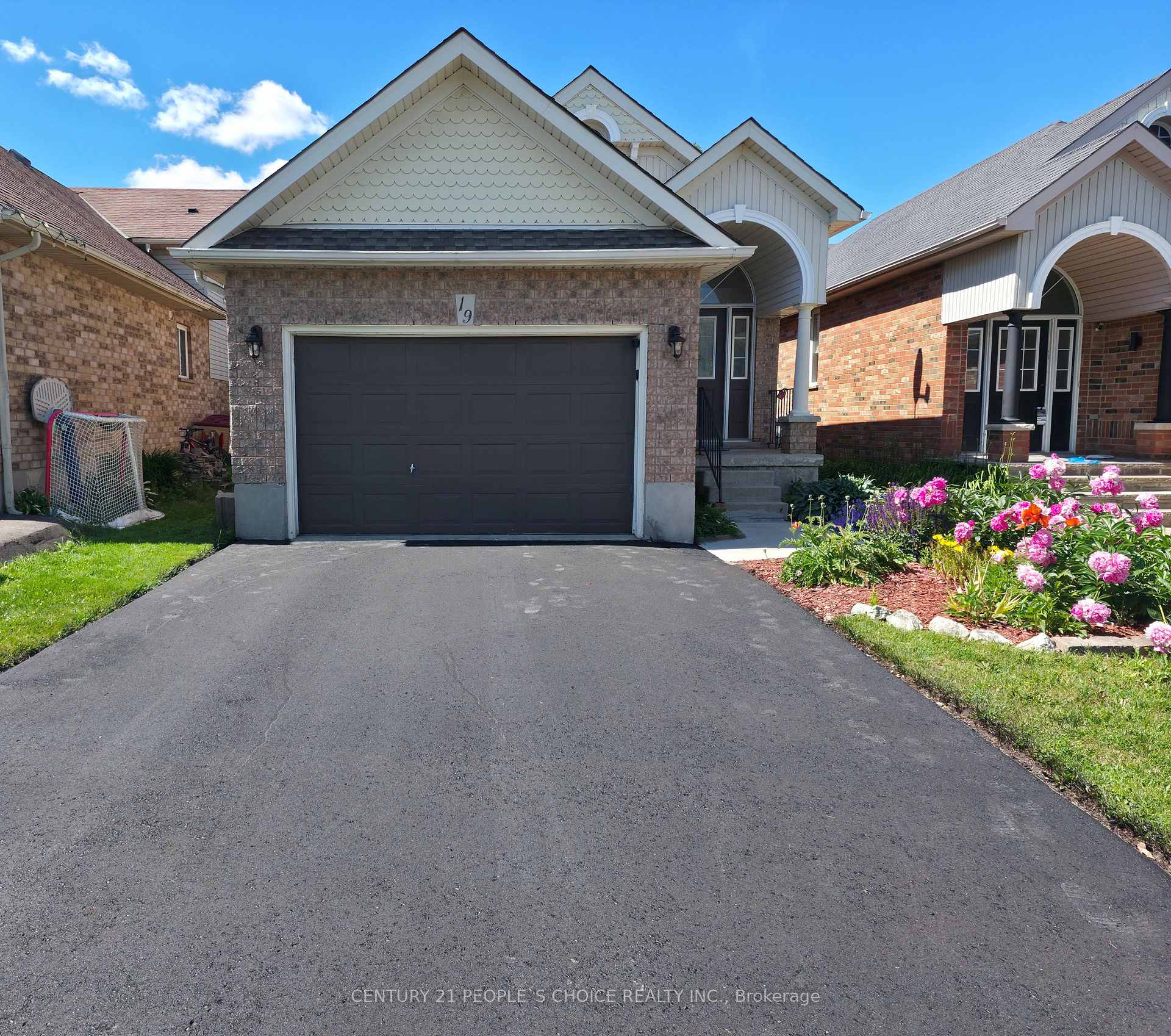 19 Mckitrick Drive, Orangeville, ON L9W 5C2