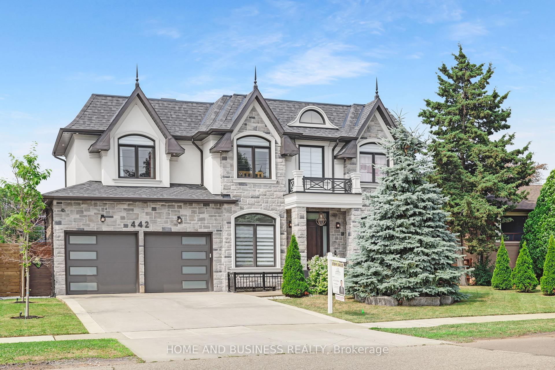 442 Sherin Drive, Oakville, ON L6L 4J5