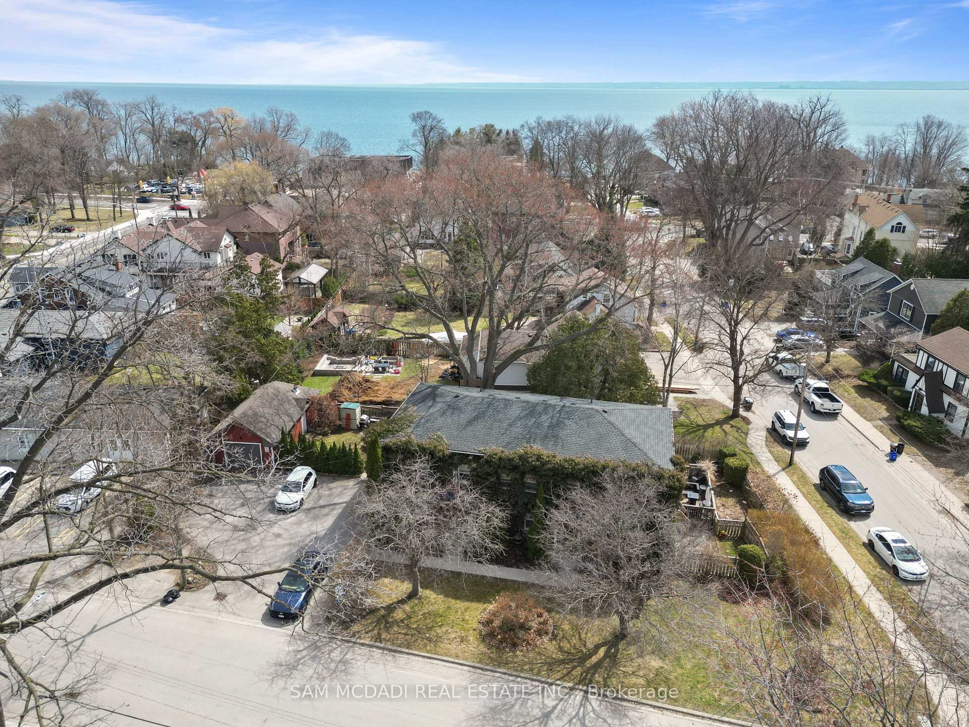 2430 - 2432 First Street, Burlington, ON L7R 1C6