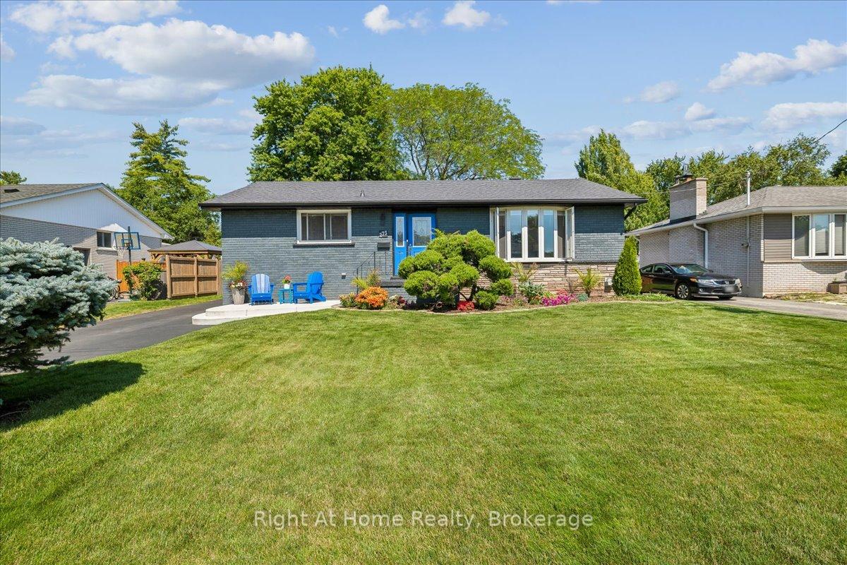 275 Kent Crescent, Burlington, ON L7L 4T2