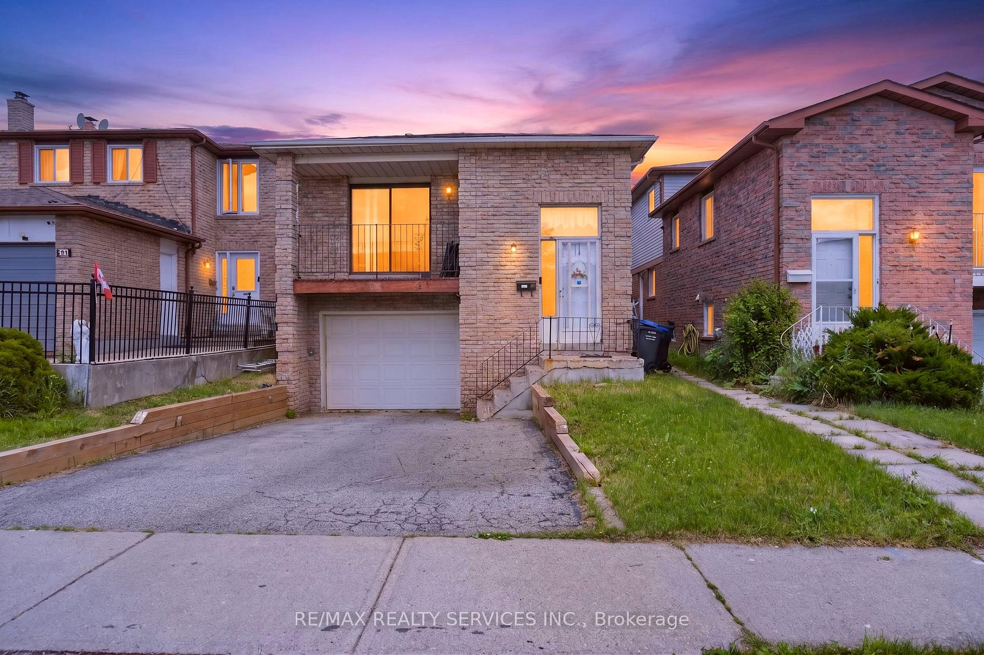 23 Dafoe Crescent, Brampton, ON L6Y 2L1