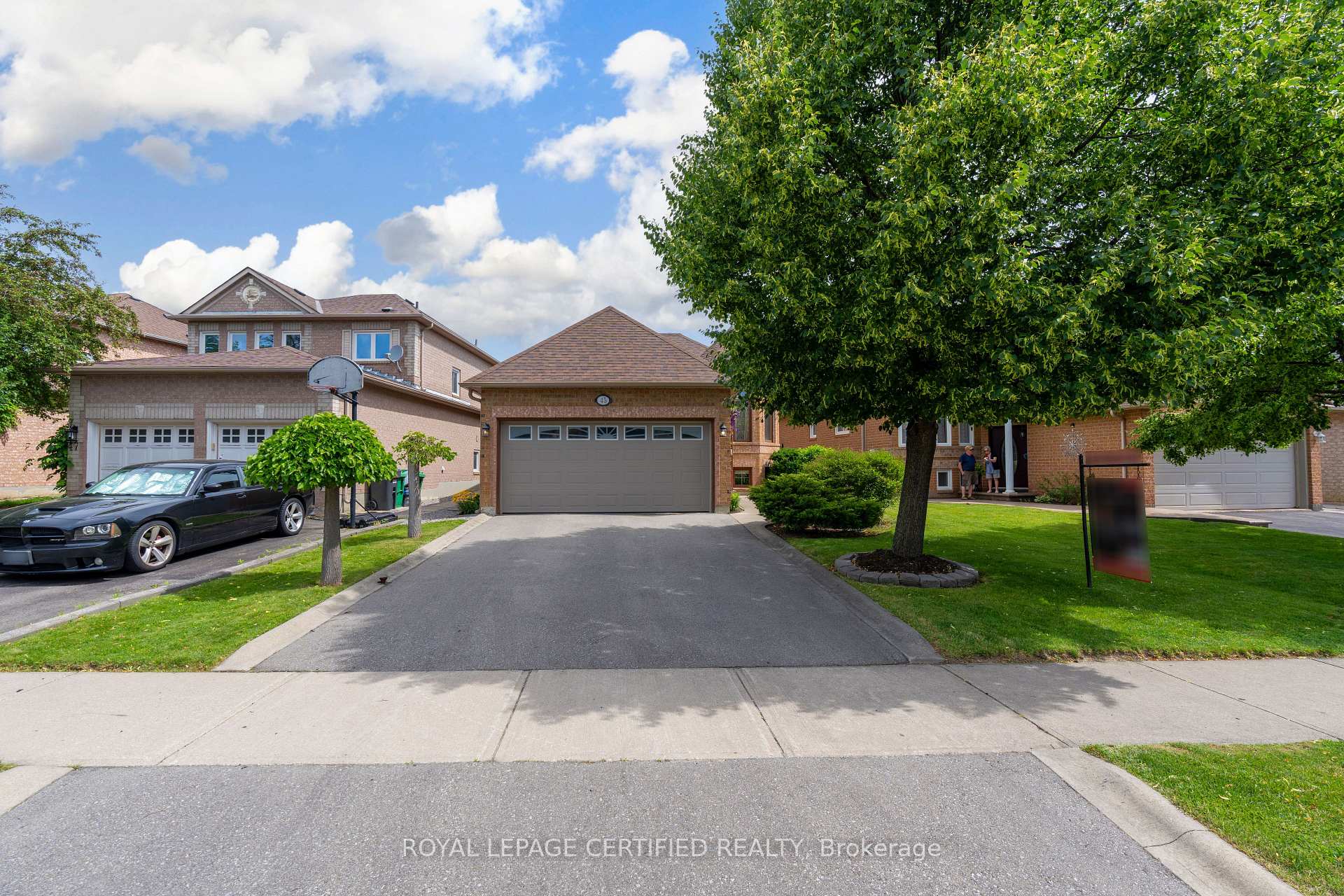 45 Springview Drive, Brampton, ON L6X 4M3
