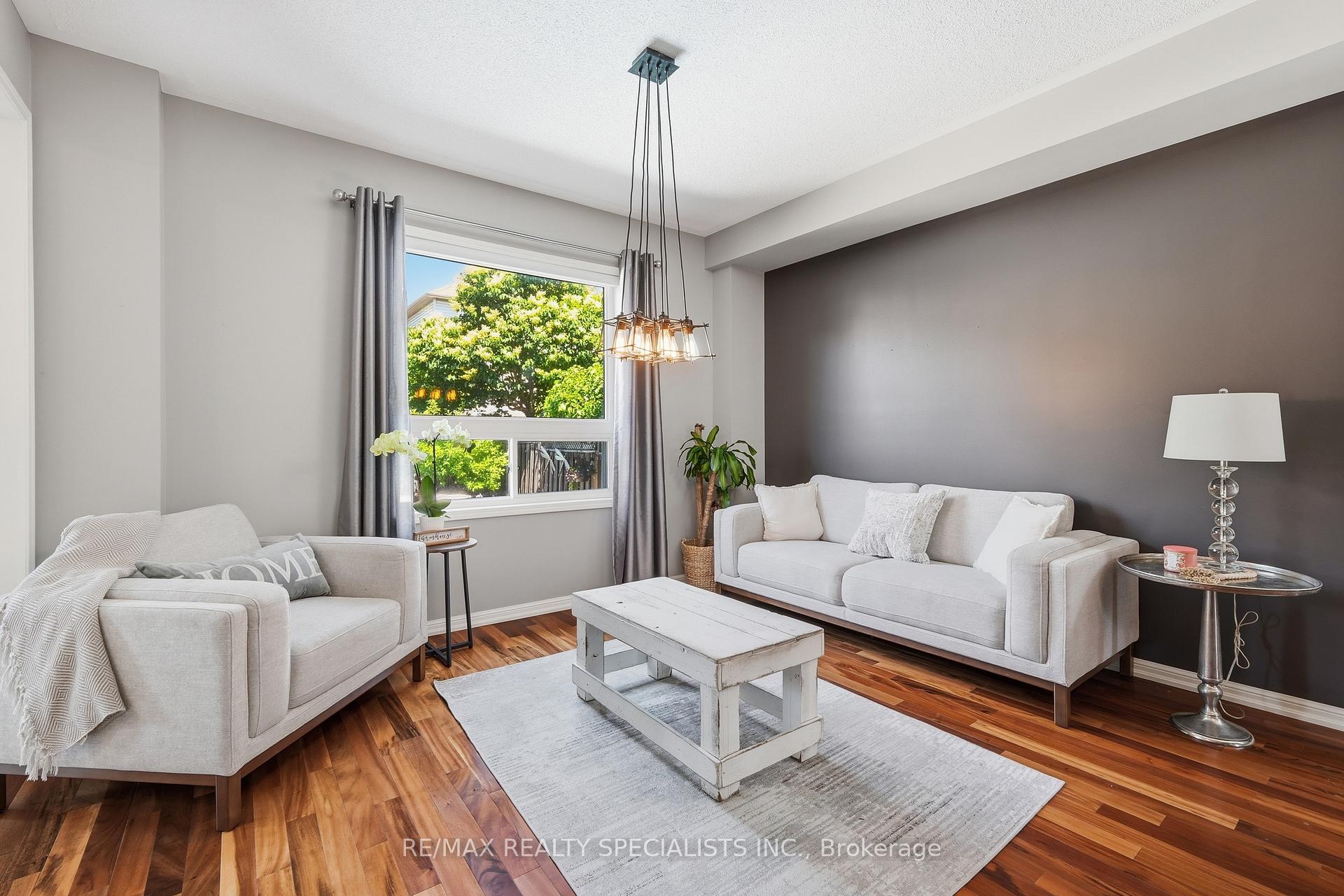 212 Ellis Crescent, Milton, ON L9T 6B5