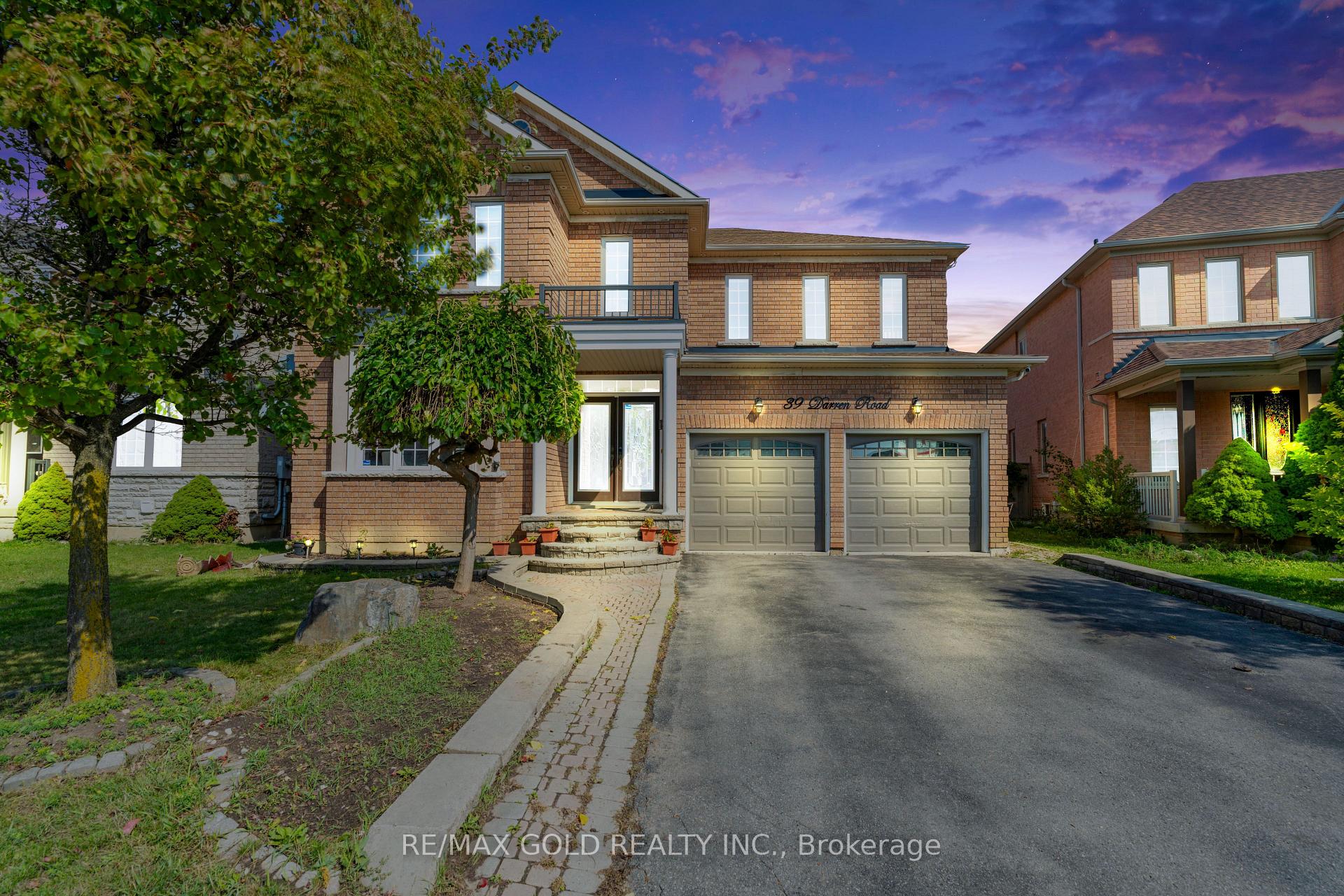 39 Darren Road, Brampton, ON L6P 1Z5