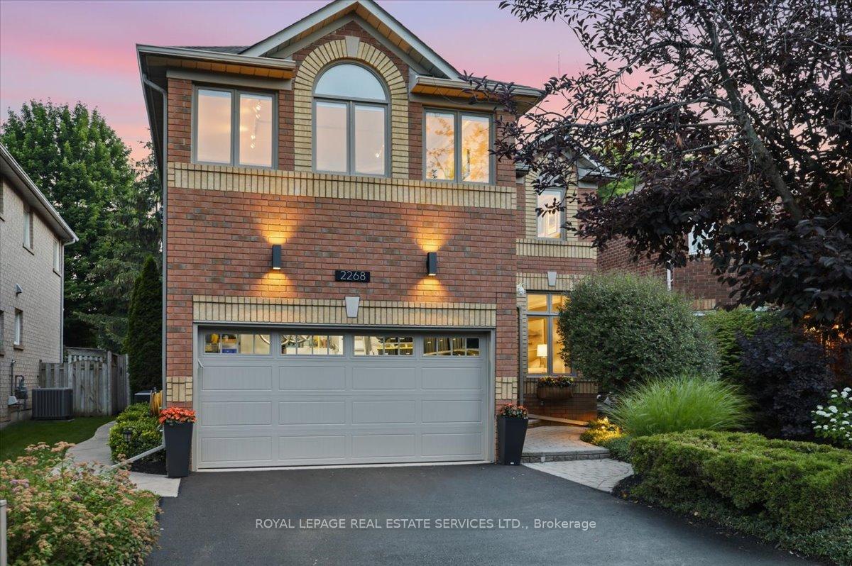 2268 Vista Oak Road, Oakville, ON L6M 3L8
