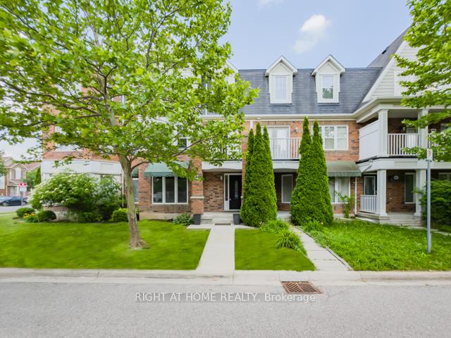 202 Magurn Gate, Milton, ON L9T 7B4