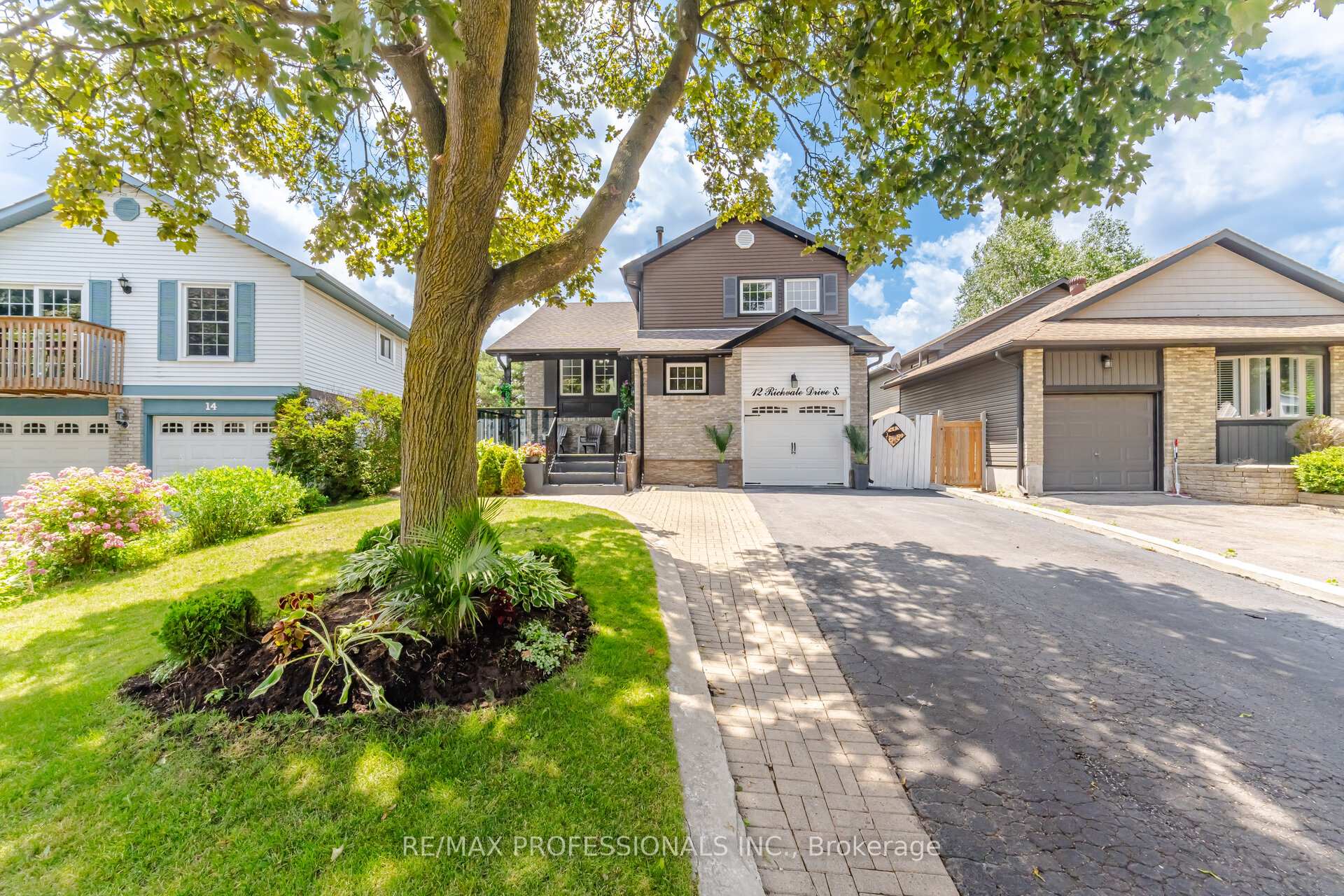 12 Richvale Drive S, Brampton, ON L6Z 1M4