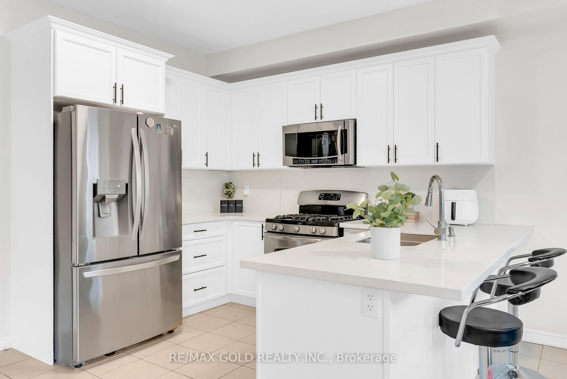 569 Miller Way, Milton, ON L9T 8L8
