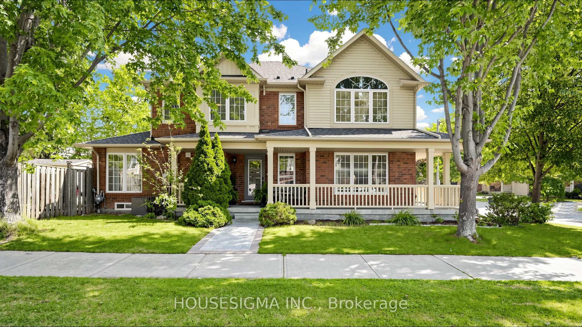 2241 Baronwood Drive, Oakville, ON L6M 4X1