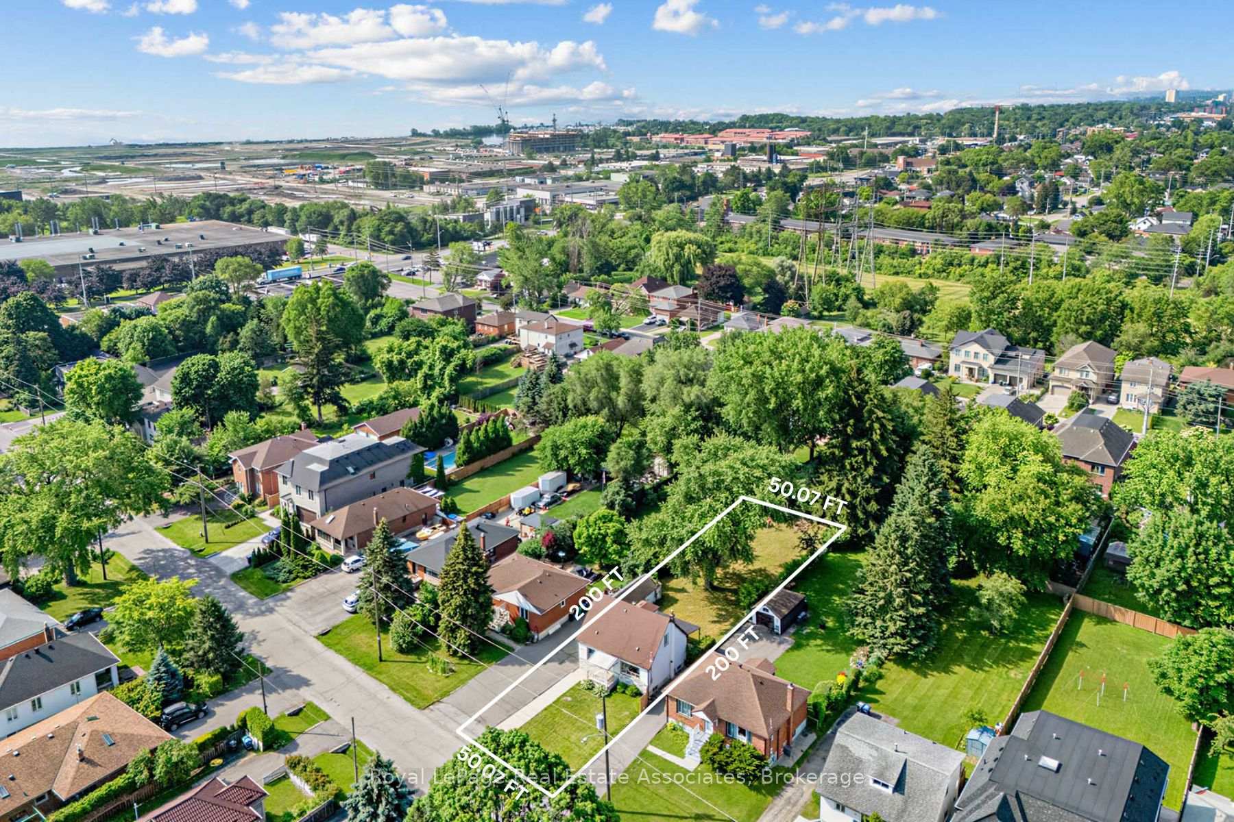 1072 Orchard Road, Mississauga, ON L5E 2N9