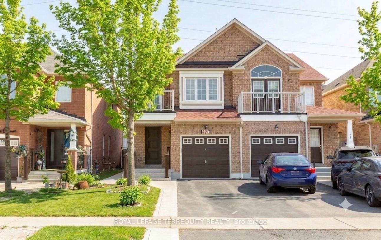 490 Orange Walk Crescent, Mississauga, ON L5R 0A5